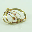 Laden Sie das Bild in den Galerie-Viewer, Vintage Brosche mit Rubine 8 Karat 333er Gold
