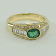 Laden Sie das Bild in den Galerie-Viewer, Wempe Damenring mit Smaragd 0.63ct & Diamanten 0.78ct / 750er Gold 18 Karat *