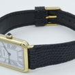Laden Sie das Bild in den Galerie-Viewer, Tiffany & Co 585er 14 Karat Gold Herrenuhr Quarz