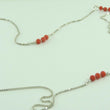 Laden Sie das Bild in den Galerie-Viewer, Vintage Damen 925er Silber Collier mit Koralle