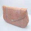 Laden Sie das Bild in den Galerie-Viewer, Vintage Damen Handtasche SK Modell echtes Krokodilleder Rosa