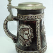 Laden Sie das Bild in den Galerie-Viewer, Vintage Bierkrug mit Zinndeckel / MR Marzi & Remy / Keramik