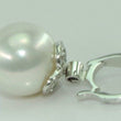 Laden Sie das Bild in den Galerie-Viewer, Damen Perlenanhänger mit ca. 0.35 ct Brillanten 750er 18 Karat Weißgold-