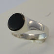 Laden Sie das Bild in den Galerie-Viewer, Vintage Damenring Onyx / 835 Silber