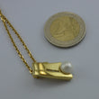 Laden Sie das Bild in den Galerie-Viewer, Vintage Anhänger mit Zirkonia & Perle / 333er - 8 Karat Gold ohne Kette