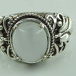 Laden Sie das Bild in den Galerie-Viewer, Vintage Damenring mit Mondstein / 925er Silber/ 60 19,1 mm Ø