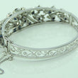Laden Sie das Bild in den Galerie-Viewer, Damen Armreif Nickel & Silber mit Saphire ca. 0.50 ct und Diamanten ca. 18 ct
