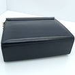 Laden Sie das Bild in den Galerie-Viewer, Vintage Peter Kaiser Design Leder Damen Handtasche Leder Schwarz Made in Germany