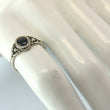 Laden Sie das Bild in den Galerie-Viewer, Vintage Damenring Onyx / 835 Silber 54 17,2 mm Ø