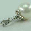 Laden Sie das Bild in den Galerie-Viewer, Damen Perlenanhänger mit ca. 0.35 ct Brillanten 750er 18 Karat Weißgold-