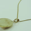 Laden Sie das Bild in den Galerie-Viewer, Vintage Damen Halskette mit Anhänger mit Koralle / 333er Gold / ca. 42 cm /