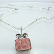 Laden Sie das Bild in den Galerie-Viewer, Vintage Damen Kette & Anhänger mit Rosenquarz / 835er Silber / ca. 58 cm