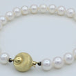 Laden Sie das Bild in den Galerie-Viewer, Vintage Perlen-Armband - 585er Gold Verschluss - 19 cm