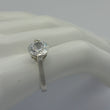 Laden Sie das Bild in den Galerie-Viewer, Damen-Ring mit Solitär Zirkonia / 925er Silber