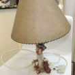 Laden Sie das Bild in den Galerie-Viewer, M.J.Hummel Vintage Tischlampe "Apfeldieb"