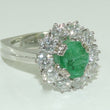 Laden Sie das Bild in den Galerie-Viewer, Damen Ring mit Smaragd & Diamant ca. 2.00 ct / 750er Gold - 54 17,2 mm Ø *