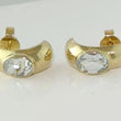 Laden Sie das Bild in den Galerie-Viewer, Vintage Ohrringe mit Zirkonia / 333er - 8 Karat Gelbgold
