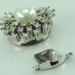 Laden Sie das Bild in den Galerie-Viewer, Vintage PerlenkettenVerschluss mit ca. 0.65 ct Diamanten 585er 14 Karat Weißgold
