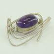 Laden Sie das Bild in den Galerie-Viewer, Vintage Brosche 830er Silber mit Amethyst
