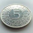 Laden Sie das Bild in den Galerie-Viewer, 5 Deutsche Mark Silberadler 1951 D
