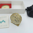 Laden Sie das Bild in den Galerie-Viewer, Vintage Appella Handaufzug Kleine Tischuhr / Vergoldet
