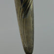 Laden Sie das Bild in den Galerie-Viewer, antike Vase aus Metall

