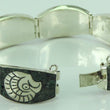 Laden Sie das Bild in den Galerie-Viewer, Vintage Damen Armband 835er Silber

