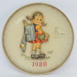 Laden Sie das Bild in den Galerie-Viewer, Hummel Jahresteller 1980 von Goebel - HUM 273
