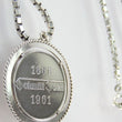 Laden Sie das Bild in den Galerie-Viewer, Kette mit Medaille Nürnberg Schmitt Sohn 1861 - 1961 Silber
