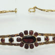 Laden Sie das Bild in den Galerie-Viewer, Vintage Armband mit „Böhmischen Granat“ / 333er Gelbgold - 8 Karat
