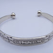 Laden Sie das Bild in den Galerie-Viewer, Vintage Unisex Armreif 925er Silber
