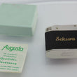 Laden Sie das Bild in den Galerie-Viewer, Vintage Augusta Automatic Benzin Feuerzeug - Original Verpackung
