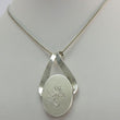 Laden Sie das Bild in den Galerie-Viewer, Vintage 835er Silber Kette mit Anhänger
