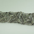Laden Sie das Bild in den Galerie-Viewer, Vintage Damen Armband Stahl
