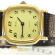 Laden Sie das Bild in den Galerie-Viewer, Helvetia Quartz Damen Armbanduhr vergoldet
